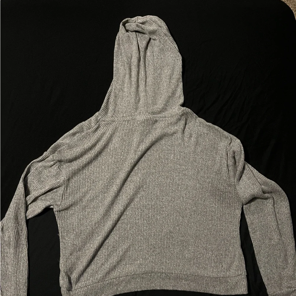 Grey pullover - Picture 2 of 3